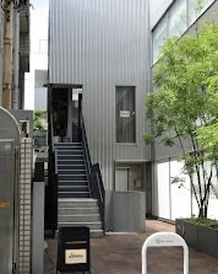 lonessの内観・外観2