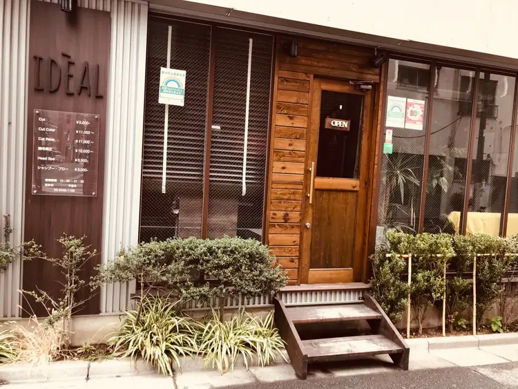 IDEALの内観・外観1