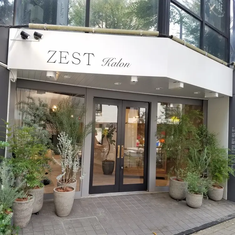 ZEST kalonの内観・外観1