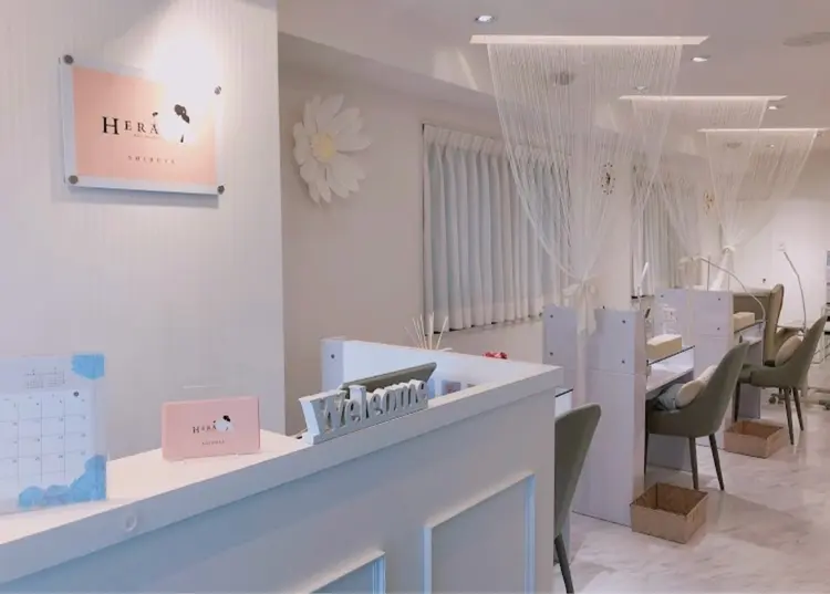 nail salon HERAの内観・外観3