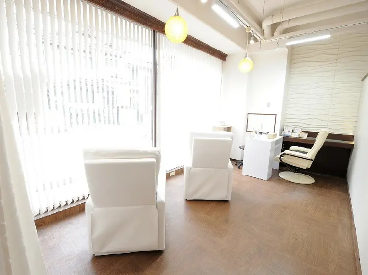 Ricott EYELASH&NAILの内観・外観2