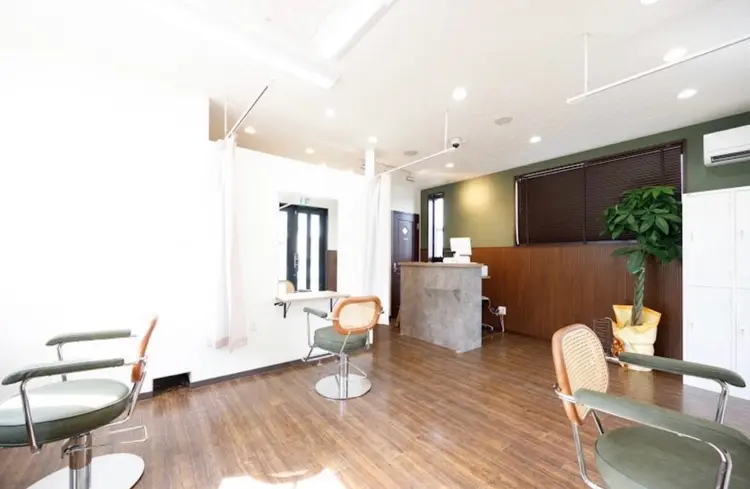 TELAHAIR研究学園店の内観・外観1