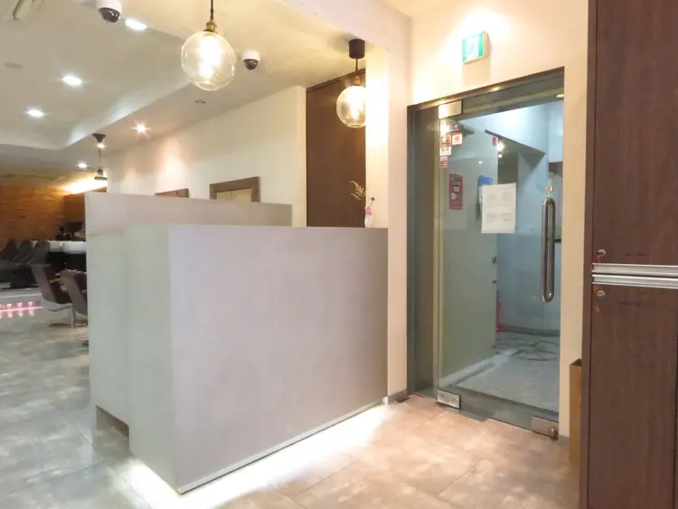 little×PORTO 元町店の内観・外観1