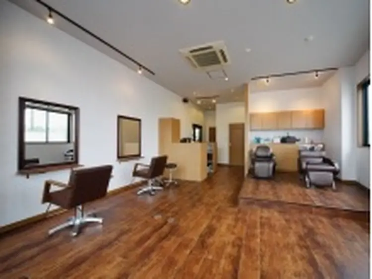 azureの内観・外観2