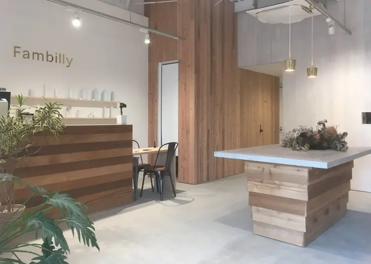 Fambillyの内観・外観1