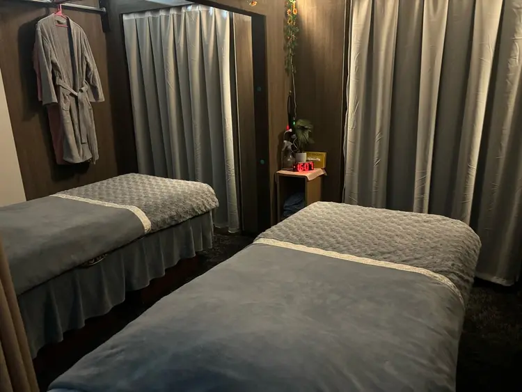 【全身ツボ押し・足技 翠空】名古屋駅本店の内観・外観2