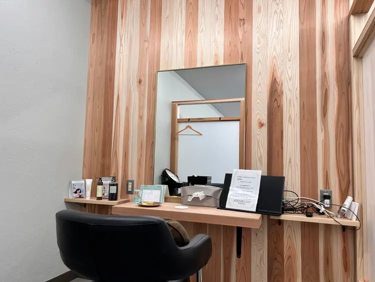 髪質改善専門店ラポル　高知店の内観・外観1