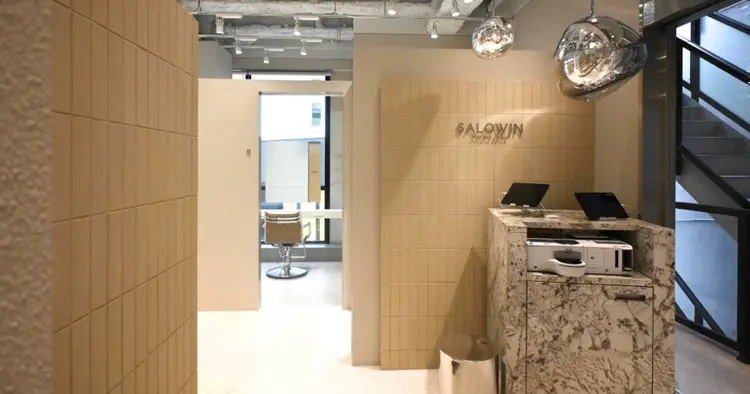 salowin新宿三丁目 South店 4Fの内観・外観1