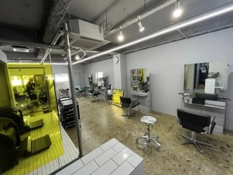 LAMEの内観・外観1