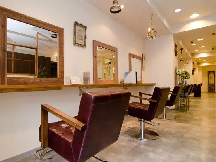 little×PORTO sannomiyaの内観・外観2