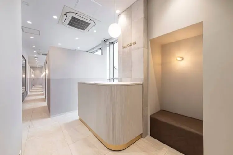 SALOWIN渋谷me+店の内観・外観1