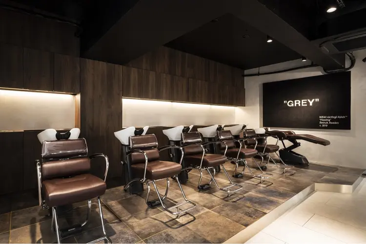 JEAN CLAUDE BIGUINE表参道店の内観・外観3