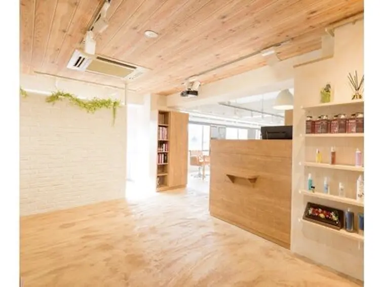 ANKH CROSSの内観・外観2