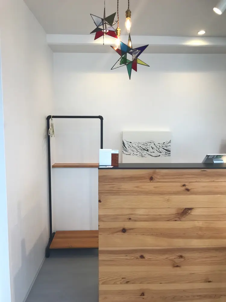 WHAT COMES AROUNDの内観・外観2