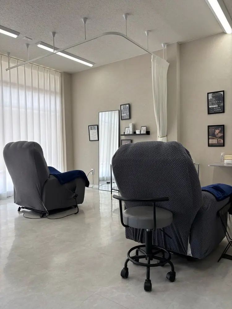 NEW FACEの内観・外観2