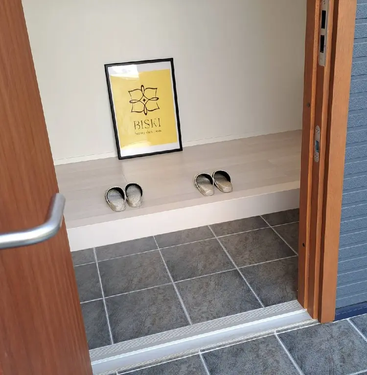 ハーブ温熱ケアサロン【BISKI】の内観・外観1