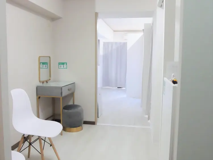 alice tokyo 天神店の内観・外観2