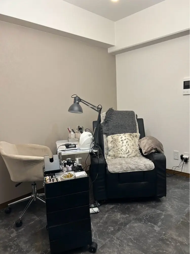 マイムネイルの内観・外観1