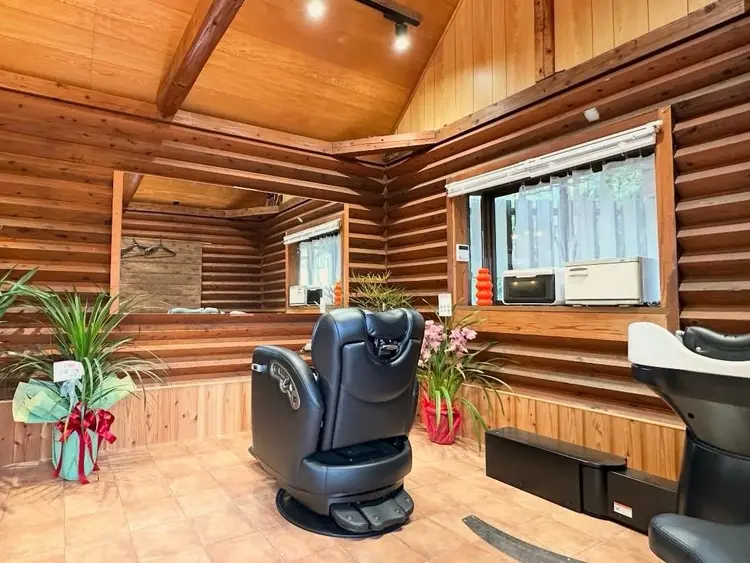 atelier Pecslap【アトリエ　ペックスラップ】の内観・外観1