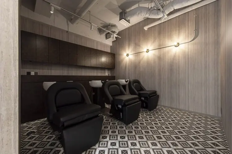 SALOWIN栄3丁目店の内観・外観3