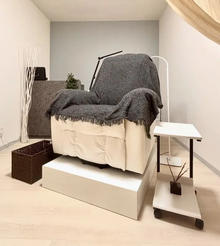 Beauty salon HiLashの内観・外観2