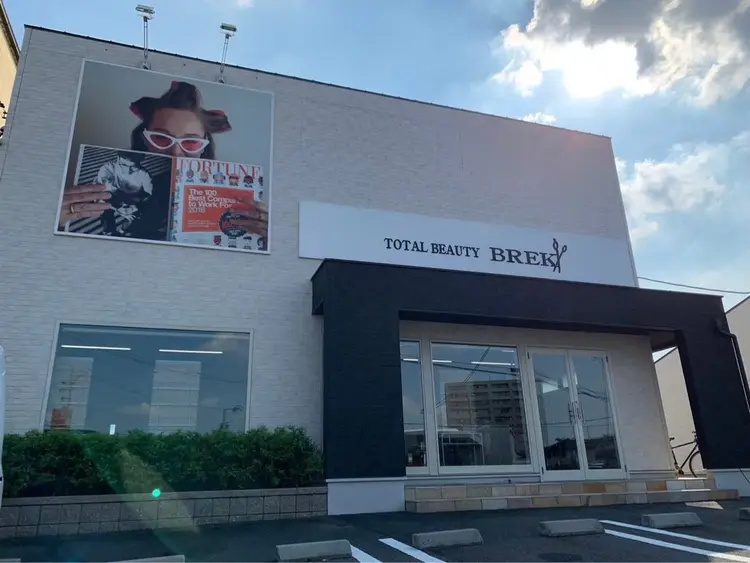 TOTAL BEAUTY BREK GRACIAS一宮店の内観・外観1