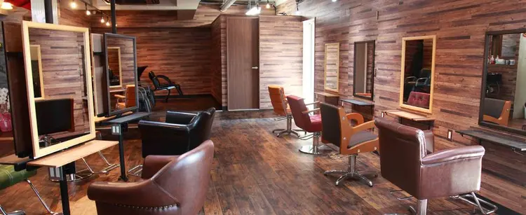 FUNIC横浜店の内観・外観3