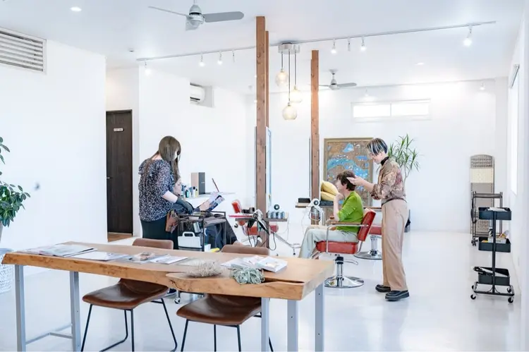 Fir-chi hair Design【ファーチヘアー】の内観・外観3