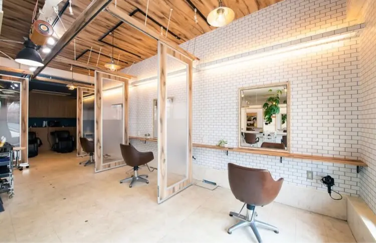 aioonの内観・外観2