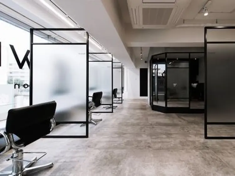 salowin 原宿店の内観・外観2