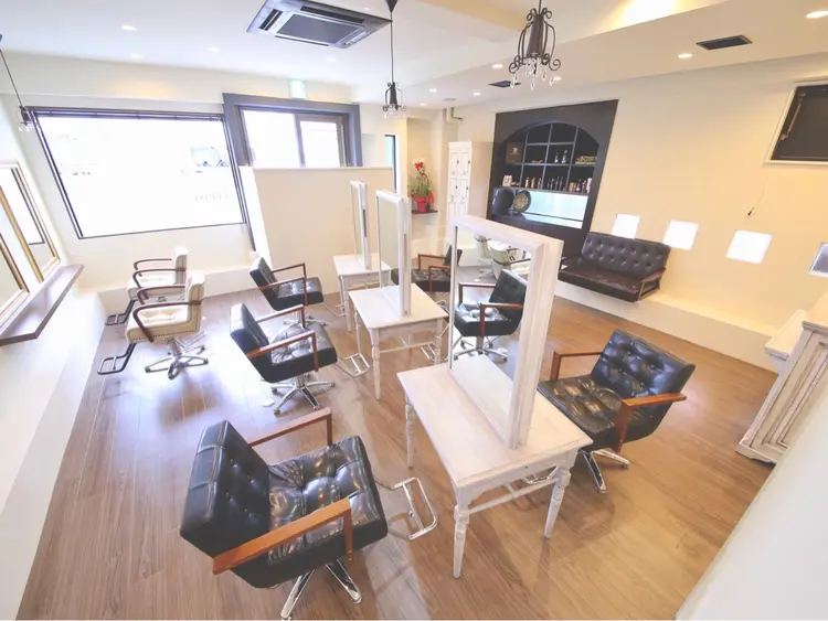 Hair make VERDAの内観・外観1