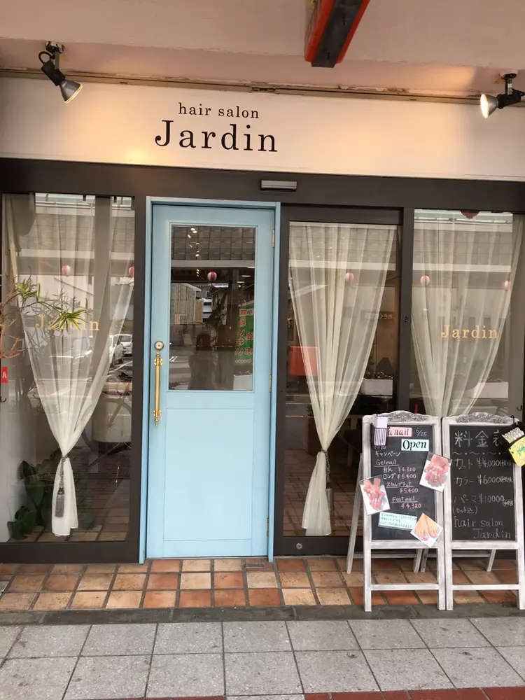 Lana nailの内観・外観1