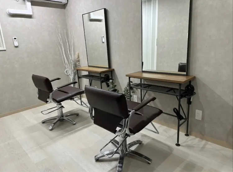 美容室allenの内観・外観1