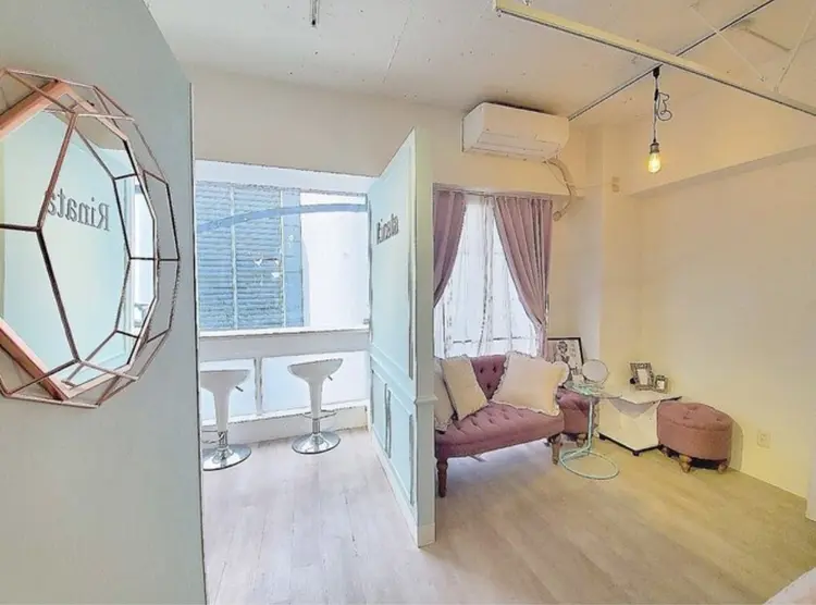 Rinataの内観・外観1