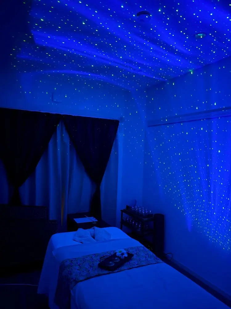 琉球リラクゼーションサロン〜ちゅらさん〜の内観・外観1