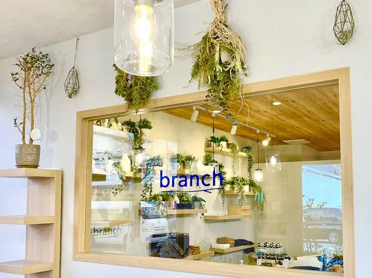 branch 姪浜店の内観・外観2