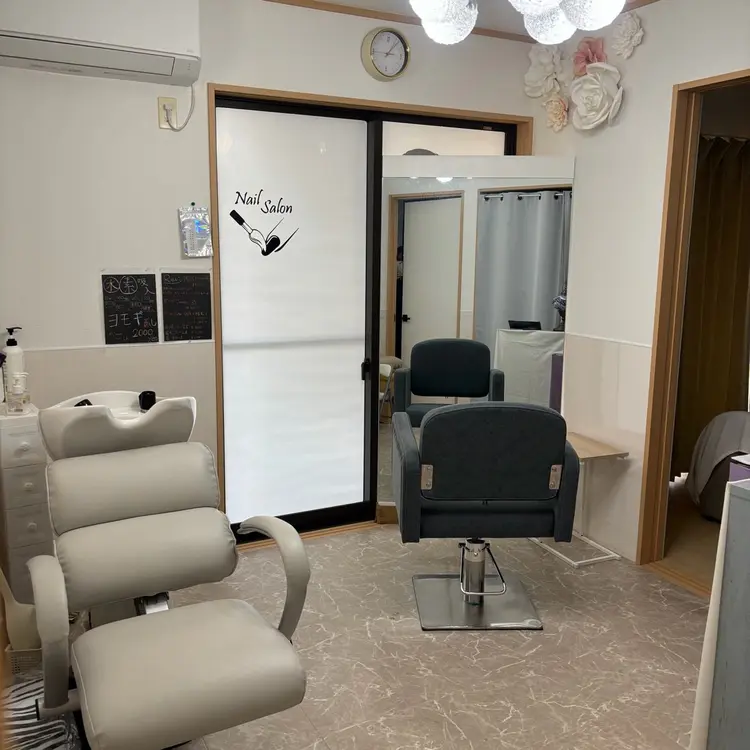 beauty salon acotの内観・外観2