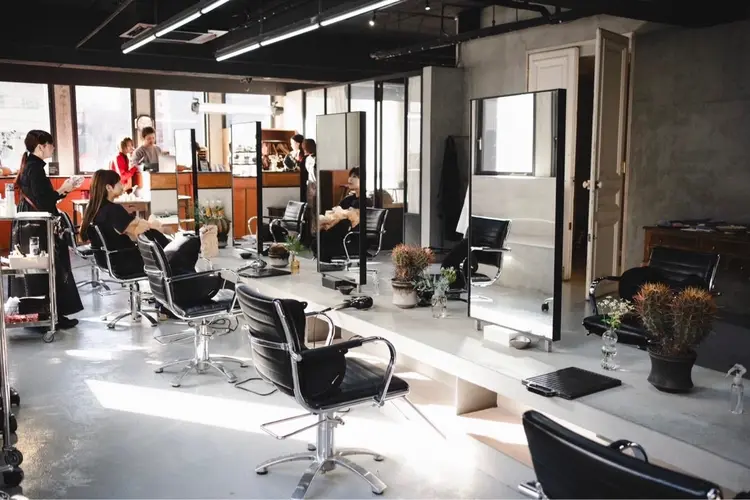 kaiko hair&art studioの内観・外観1