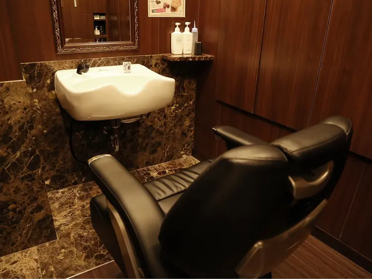 hiroginza  barber shop横浜店の内観・外観3