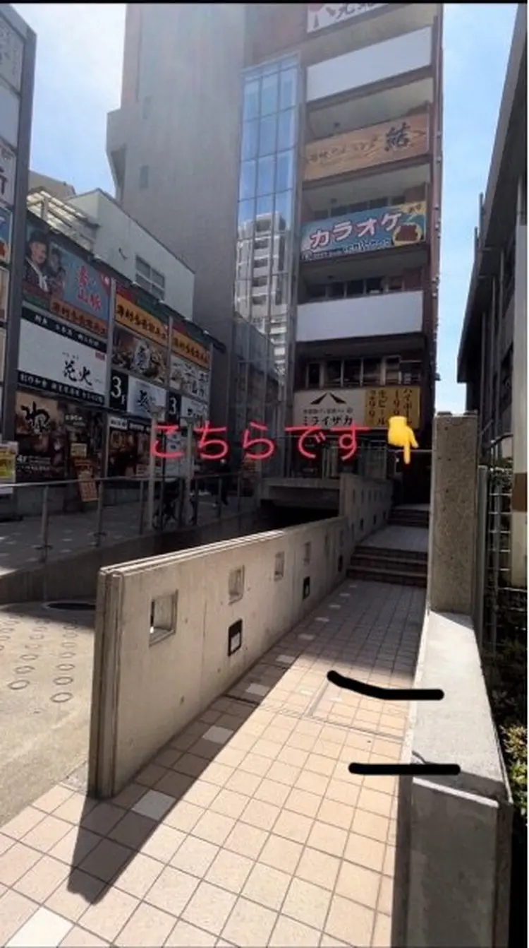 ロレインブロウ 高崎店の内観・外観1