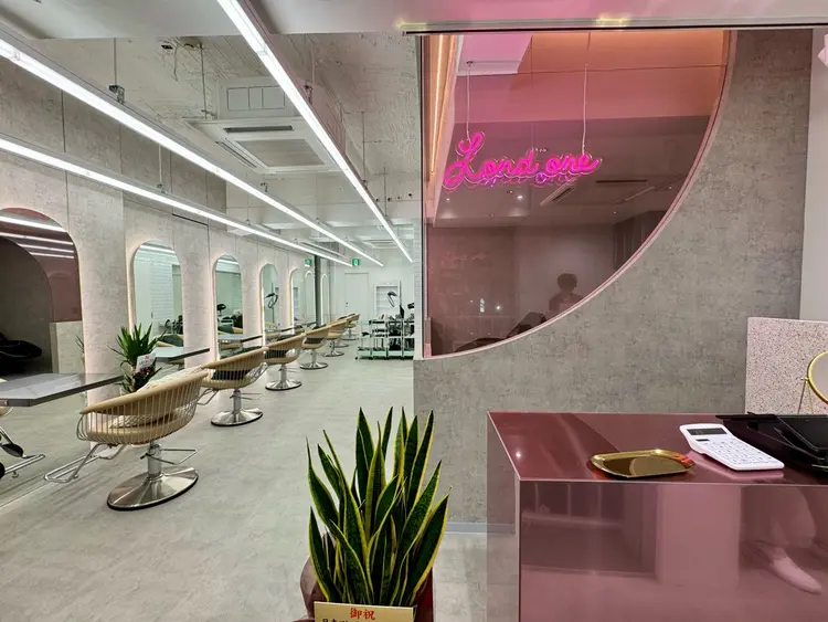 ELISS UMEDAの内観・外観1