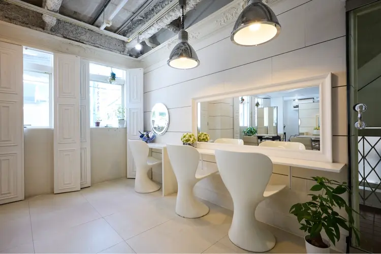 Avalonの内観・外観3