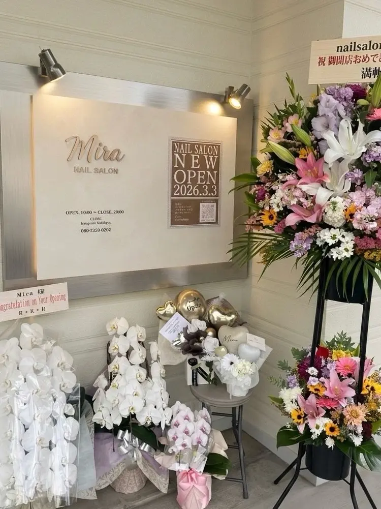 nail salon Miraの内観・外観1