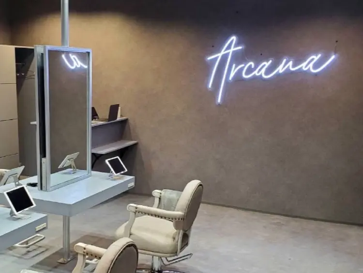 ARCANAの内観・外観2