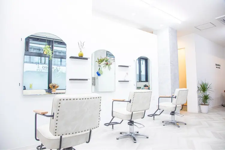 EMANOAの内観・外観1