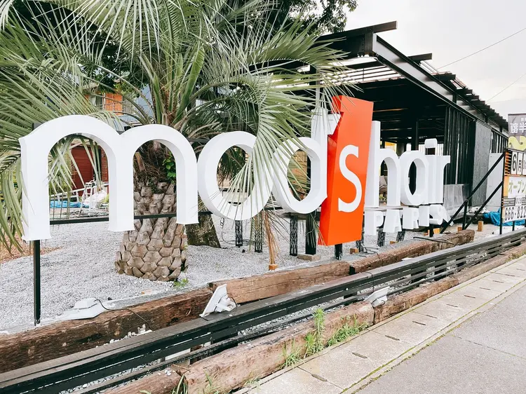 mods hair plus店の内観・外観1