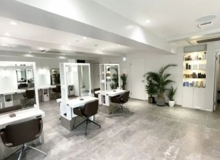 VLOW nex the salonの内観・外観1