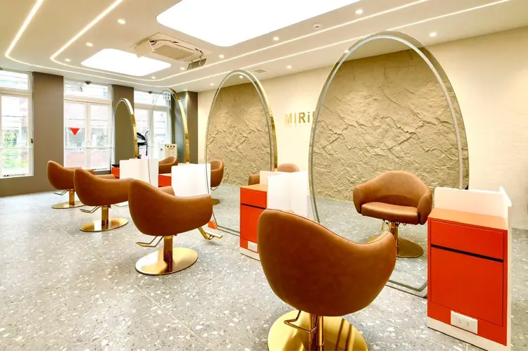 MIRIM栄矢場町店の内観・外観1