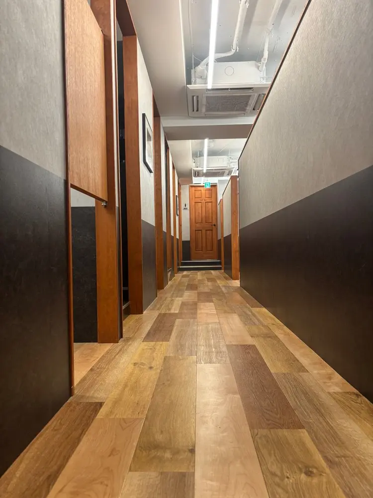 ＩＮＴＩの内観・外観1