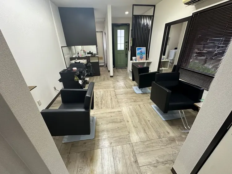 ヘアカラー専門店LA-LAの内観・外観2